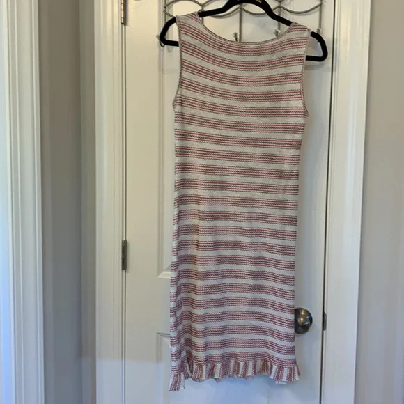 Max Studio Sleeveless shift dress - Picture 2 of 3